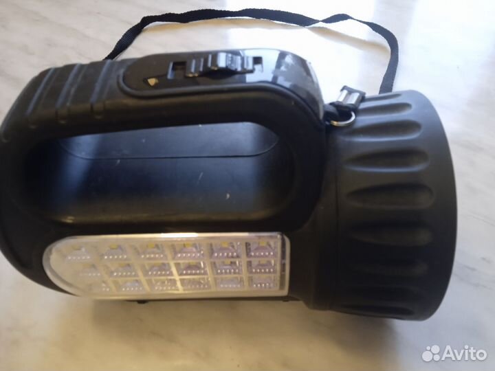 Фонарь-прожектор аккумуляторный