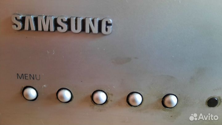 Телевизор samsung