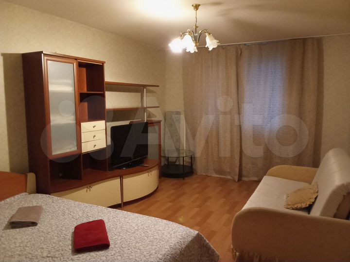 2-к. квартира, 65 м², 5/17 эт.