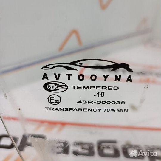 Стекло двери переднее правое Daewoo Nexia