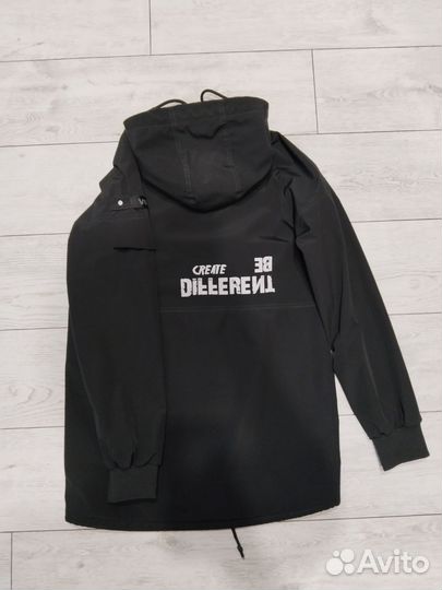 Парка ветровка на мальчика подростка