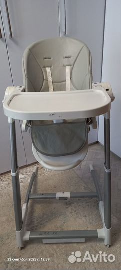 Столик-качели для кормления