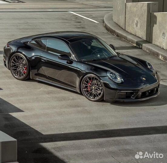 Кованые диски GT Performance R20 на Porsche 718