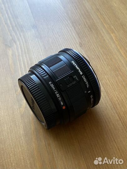 Объектив olympus m.zuiko digital 14-42 mm 1:3,5-5