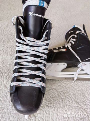 Коньки хоккейные