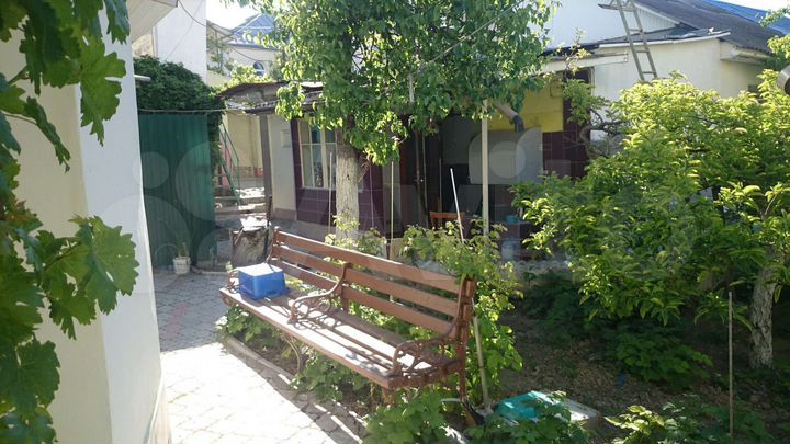 Комната 14 м² в 2-к., 1/2 эт.