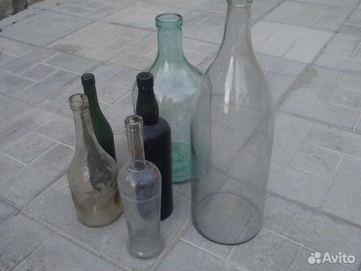 Старинные бутыли и бутылки от