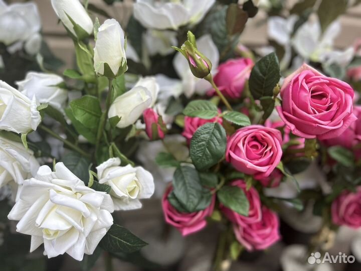 Искусственные цветы розы, магнолия, растения