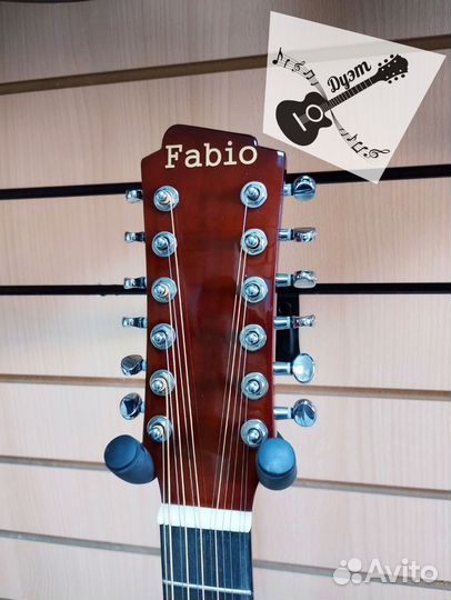 Двенадцатиструнная гитара