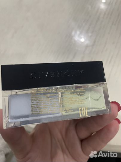 Givenchy пудра