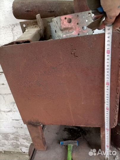 Две буржуйки. Маленькая 3000 большая 4500