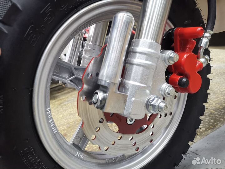 Скутер X-motors retro PRO