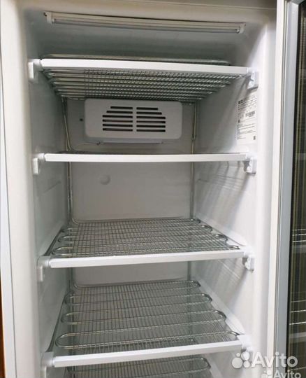 Шкаф морозильный Ugur 370