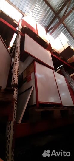 Прилавок сталь лдсп бело красный 100/60/90