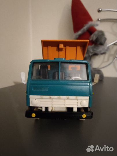 Модель камаз 5511 1:43 белая резина