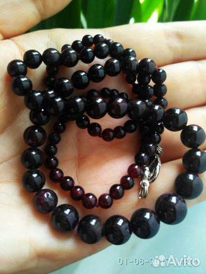 Украшения, бусы