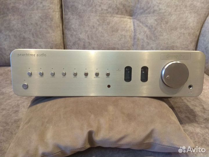 Предусилитель Peachtree Audio Grand Pre