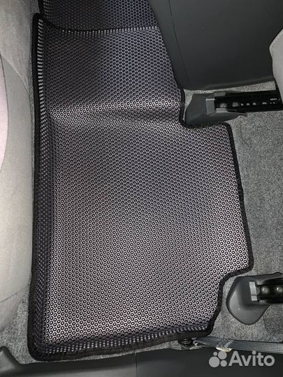 Eva ева эва коврики на Prius Alpha в Хабаровске