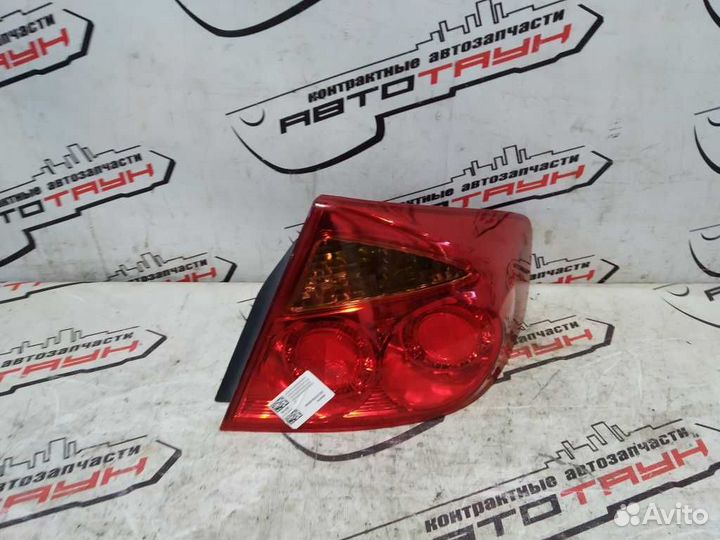 Фонарь nissan skyline HV35 NV35 PV35 V35 22063790