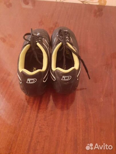 Футбольные бутсы 38 размер