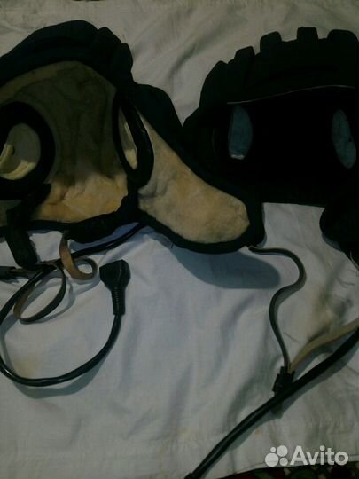 Продаю военные головные уборы