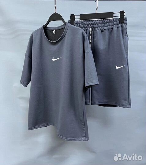 Костюм спортивный Nike