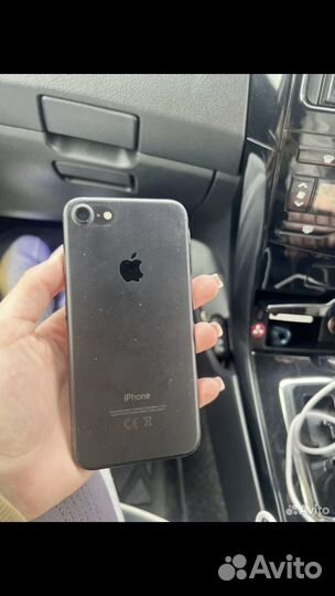 iPhone 7, 32 ГБ