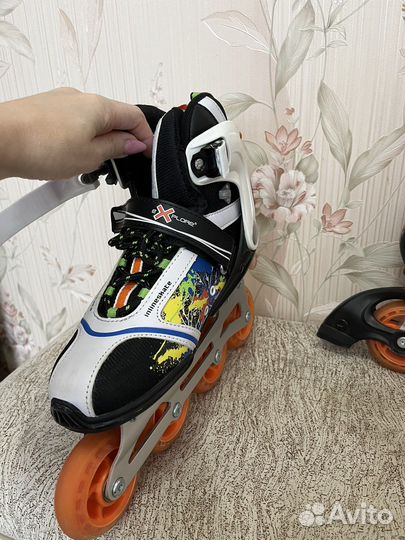 Роликовые коньки