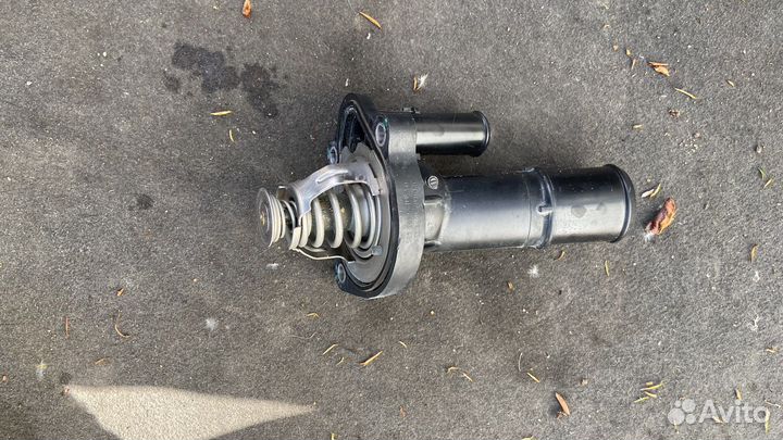 Термостат Ford Focus 2, 3 Mondeo Fiesta