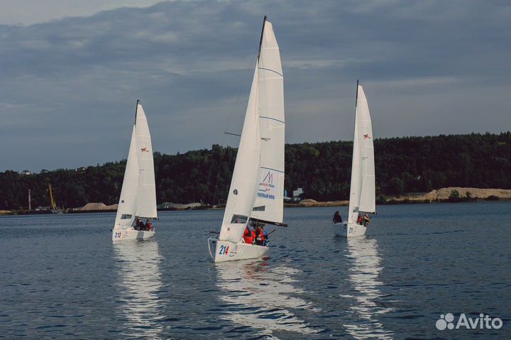 Прогулки на яхте