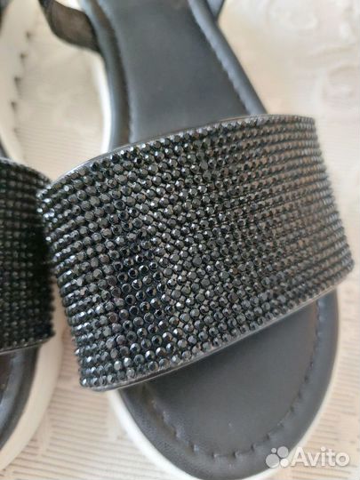 Черные босоножки H&M для девочки
