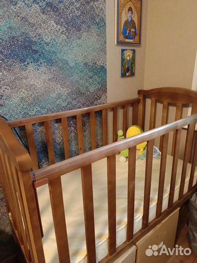 Кроватка детская