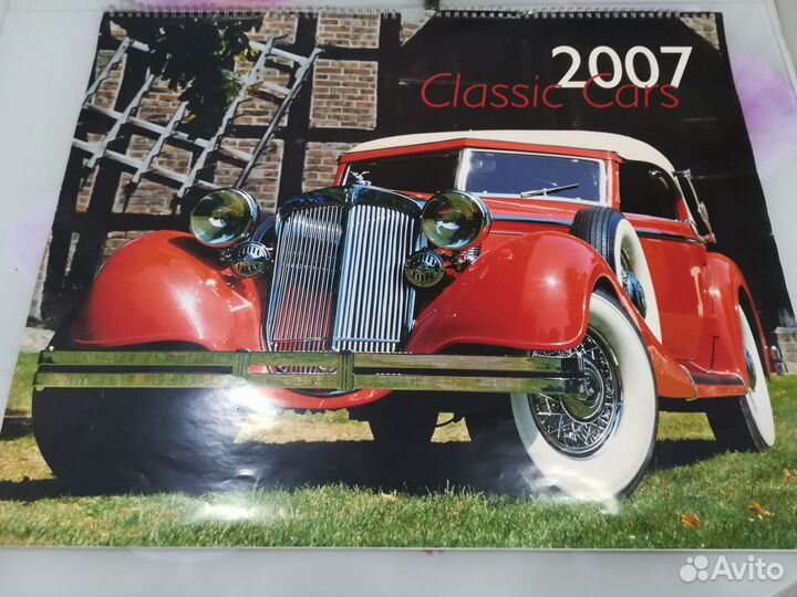 Календарь с дорогими ретро автомобилями