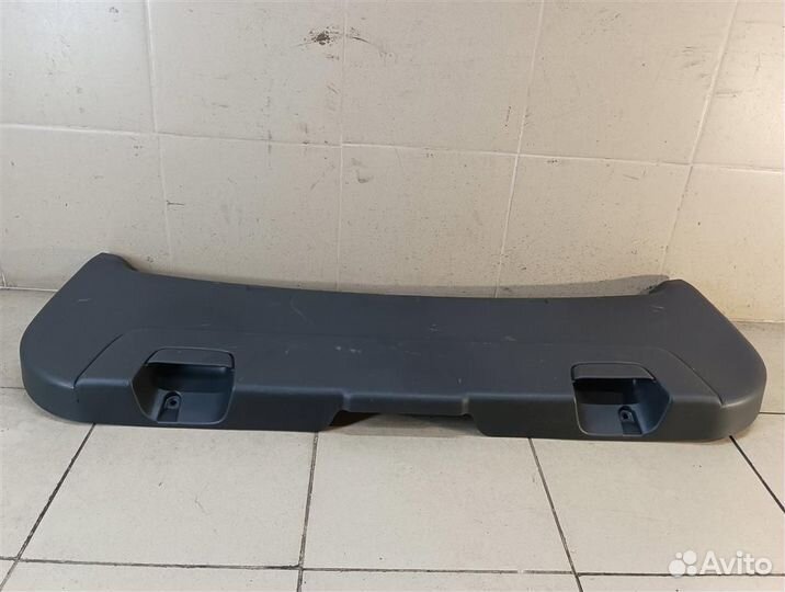 Обшивка крышки багажника Suzuki Ignis 2007