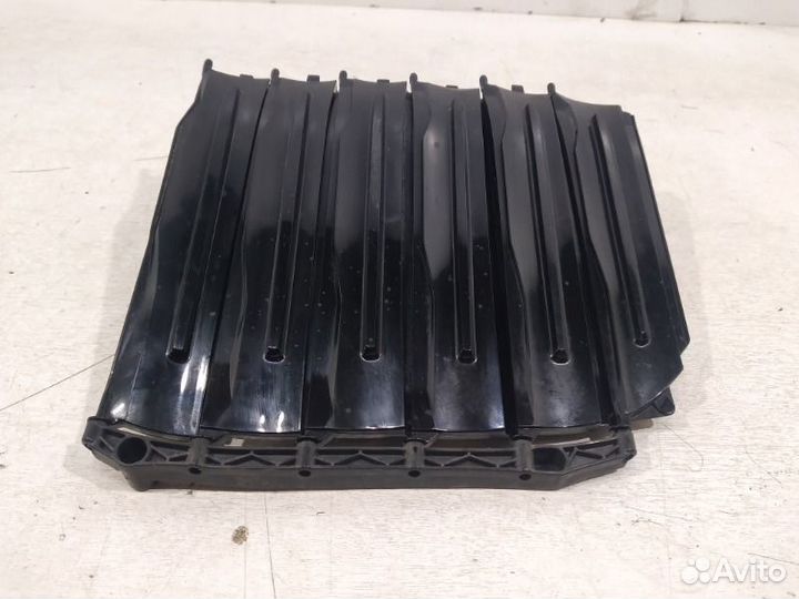 Жалюзи передние левые Bmw X7 G07 2018