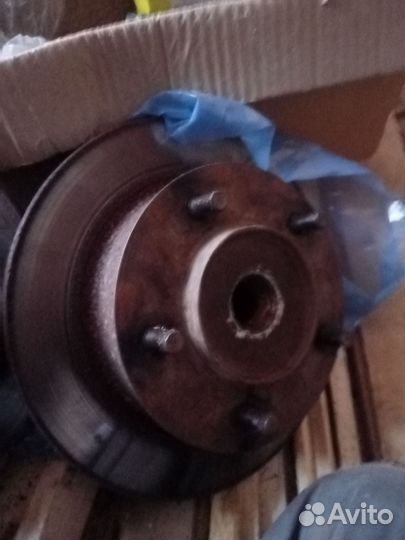 Диск тормозной со ступицой нива
