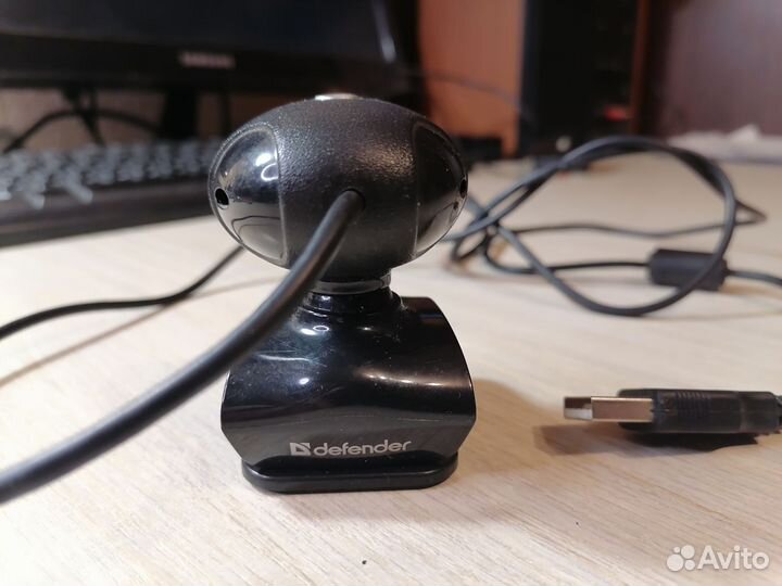 Веб-камера Genius