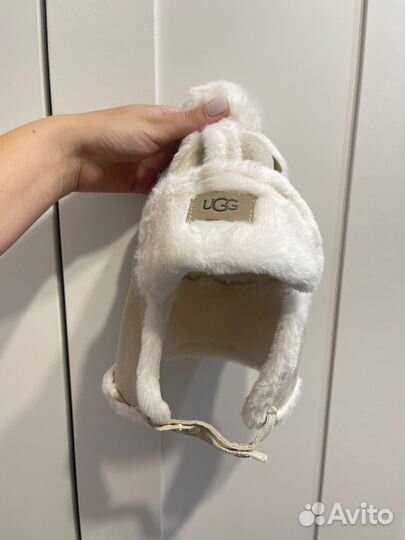 Шапка детская UGG на застежке