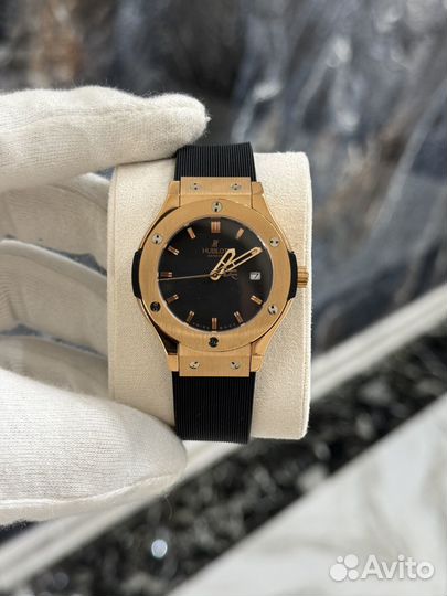 Часы hublot