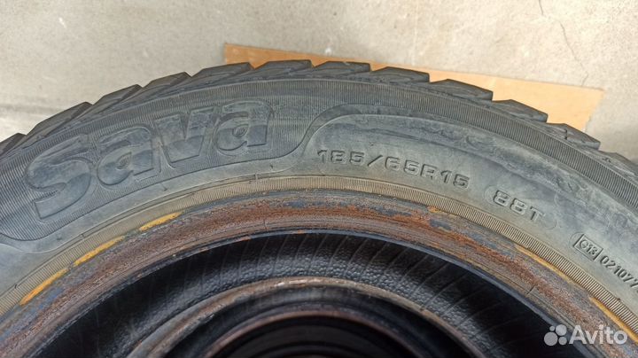 Sava Eskimo Stud 185/65 R15 88T