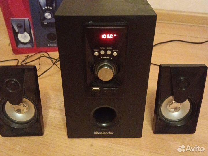 Компьютерные колонки 2.1