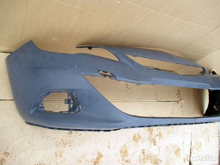 Бампер передний Опель Астра J g джей 2010 - нв