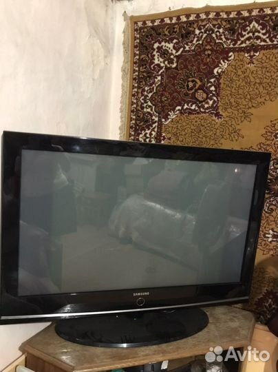 Телевизор samsung