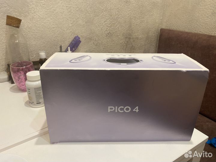 Vr шлем pico 4 256 гб с комплектом