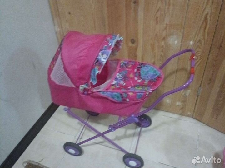 Коляска кукольная