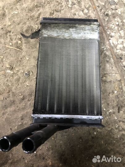 Радиатор печки Audi 80 B3
