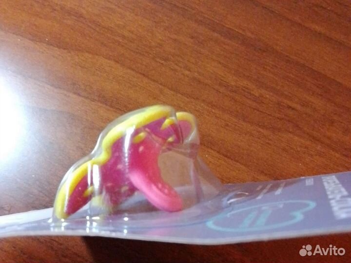 Пустышка, прорезыватель, маникюрный набор