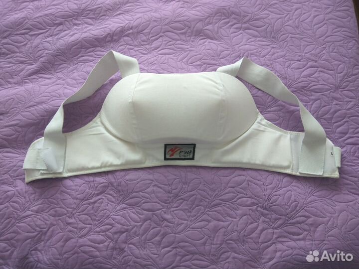 Женский нагрудник. Защита груди для единоборств