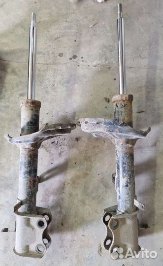 Стойки задние для toyota highlander (U40)