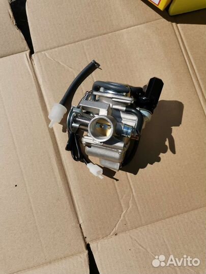 Карбюратор для 150 кубового скутера 152QMI 157QMJ